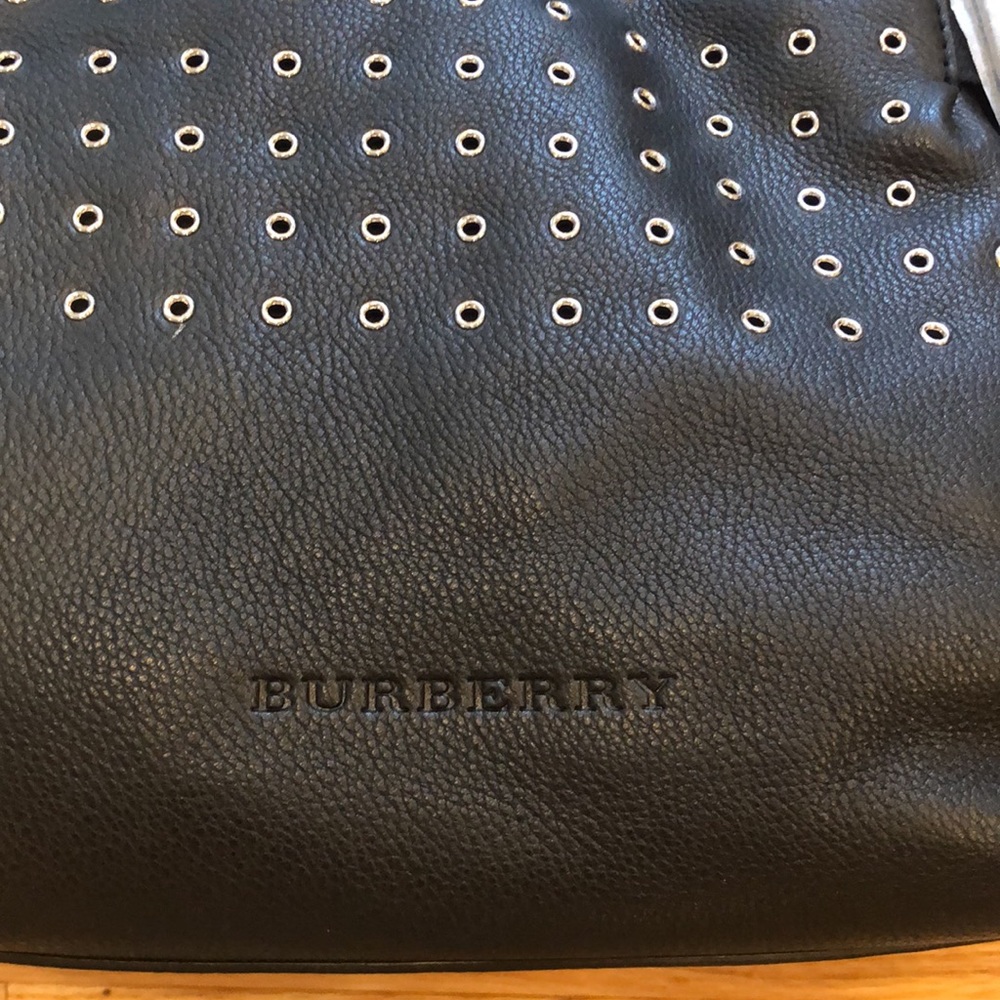 NWT Burberry black leather Maidstone medium tote - Picture 2 of 13